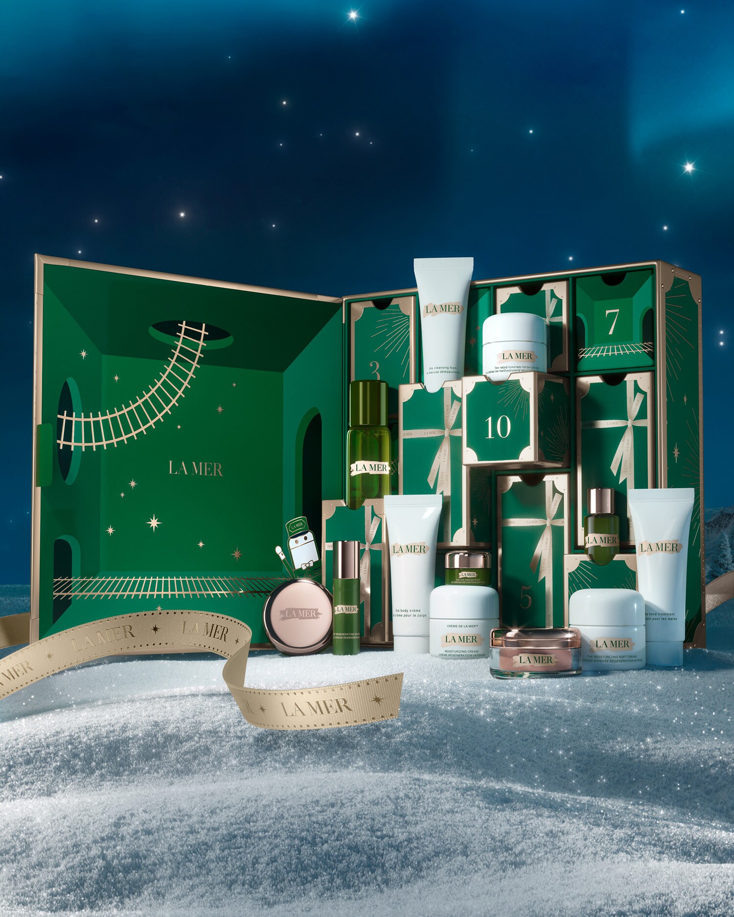 Indulge in the daily surprises of our legendary luxuries