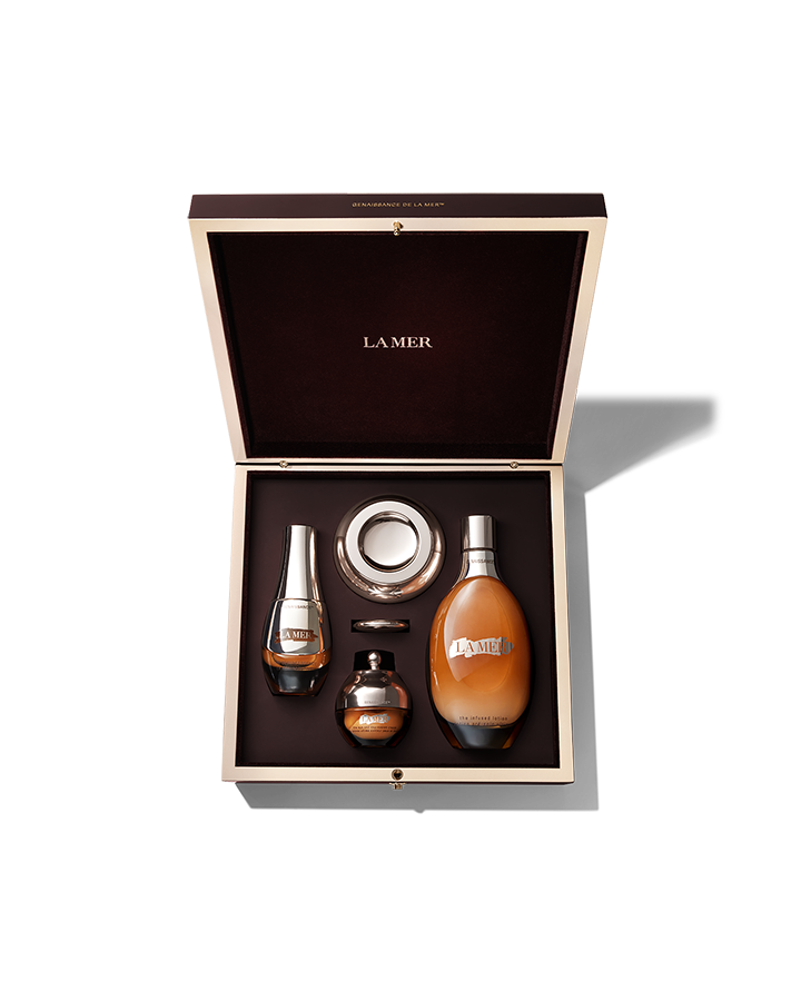 The Genaissance De La Mer™ Collection